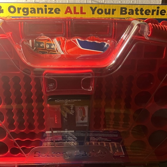 Storage System - Red - Picture 2 of 10